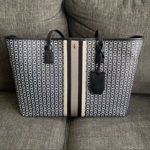 Tory Burch Gemini Link Tote Black